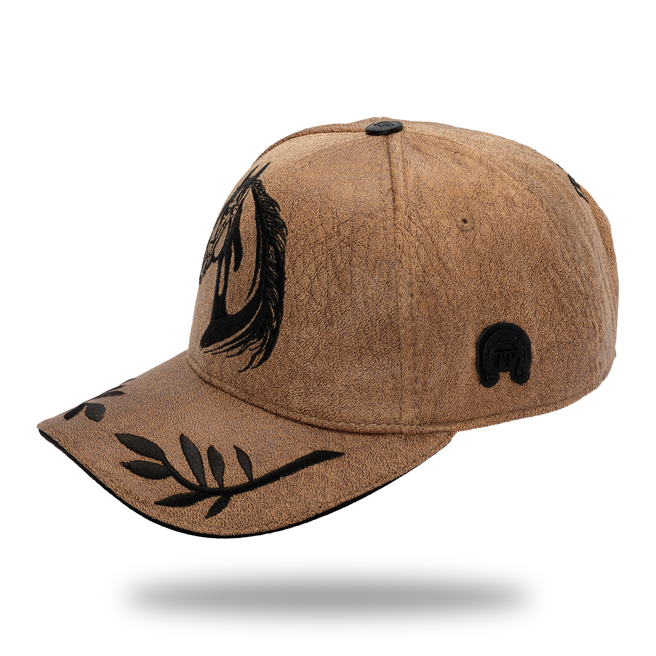 Gorra en Tela Tipo Cuero Café Claro Bordado Negro